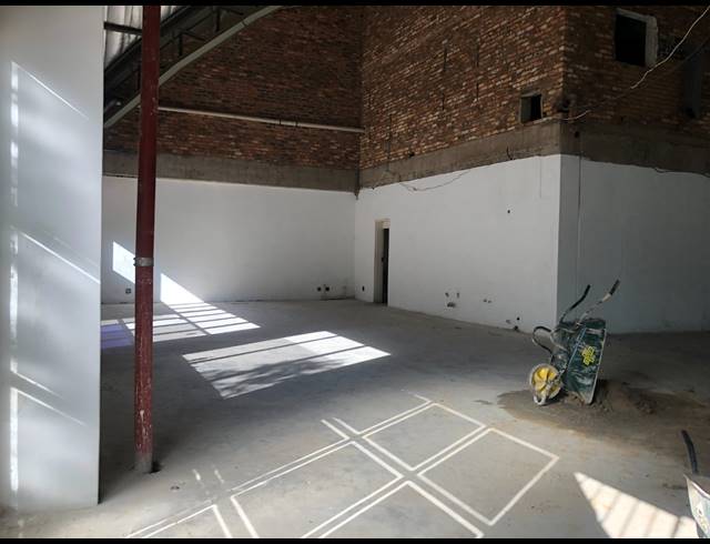 334M² RETAIL TO LET IN ROSEBANK